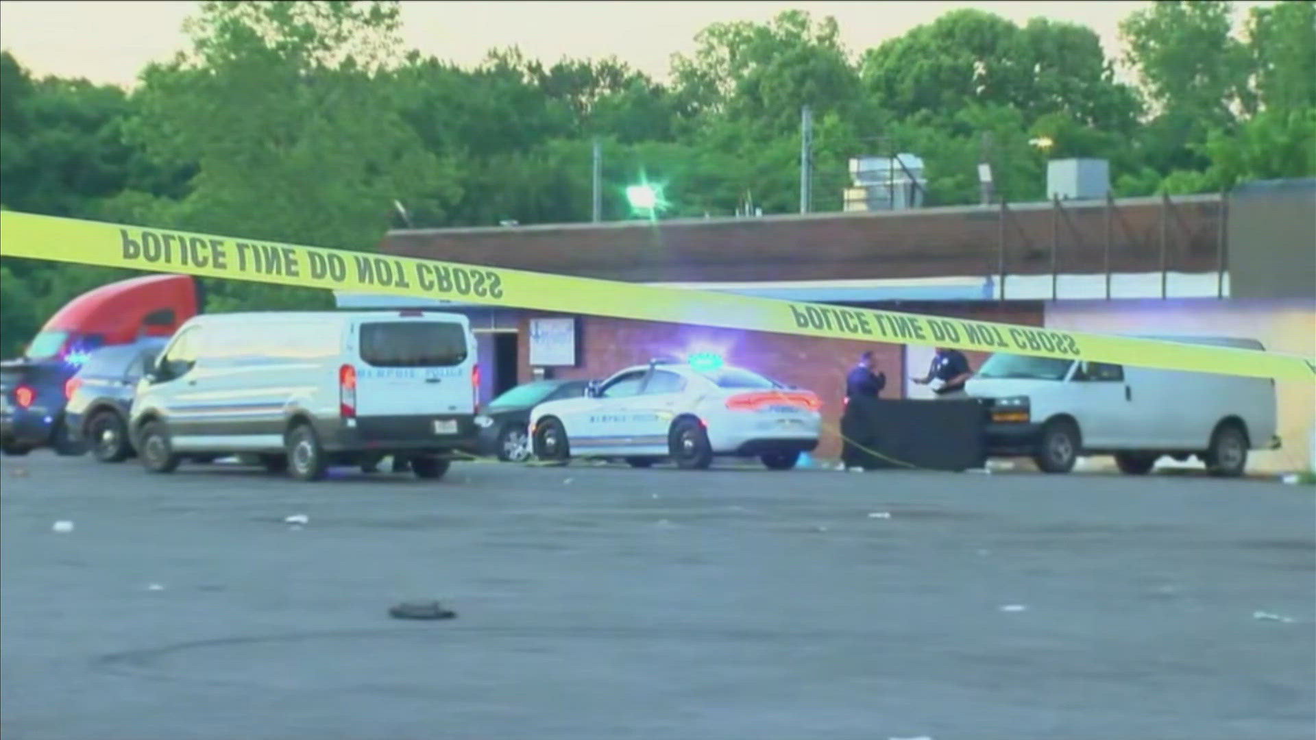 Infiniti bar shooting on North Watkins leaves 2 dead, 3 injured ...