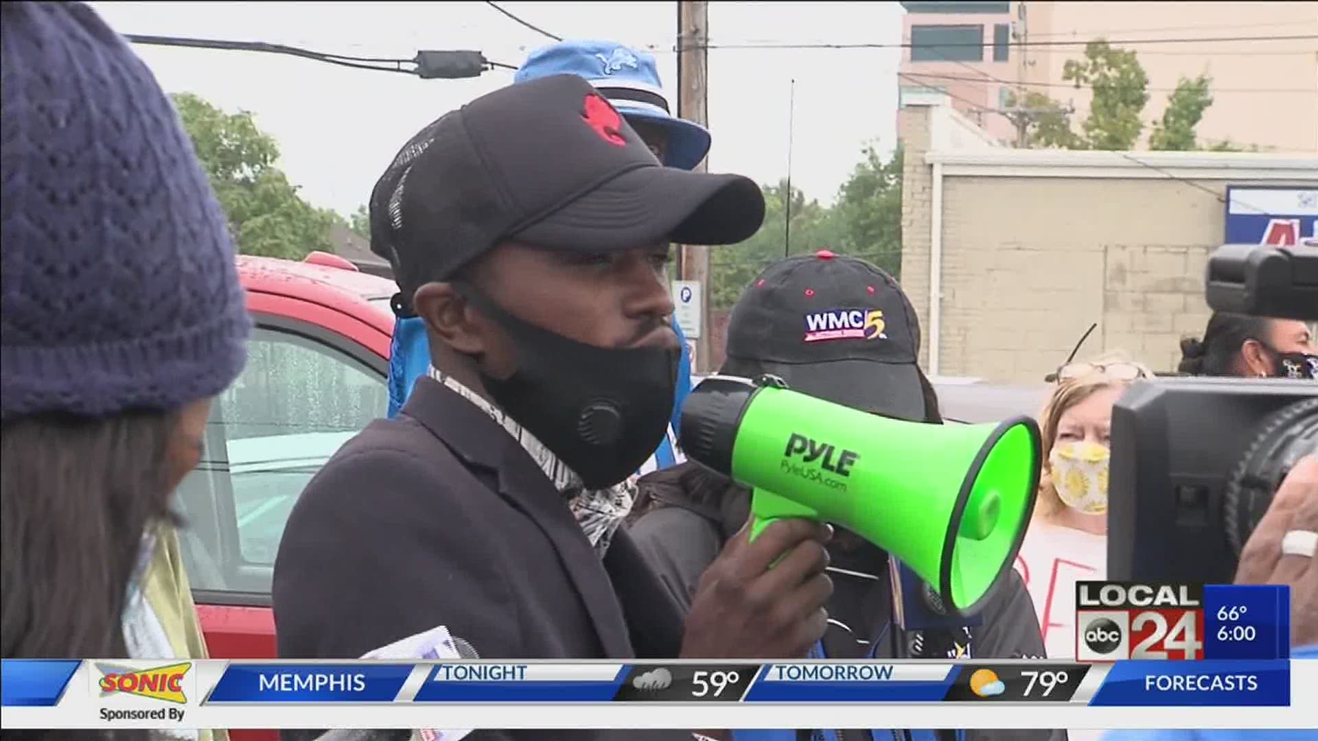 Local demonstrators gathered for a second straight day as Memphis' top cop reminds public of recent reforms.