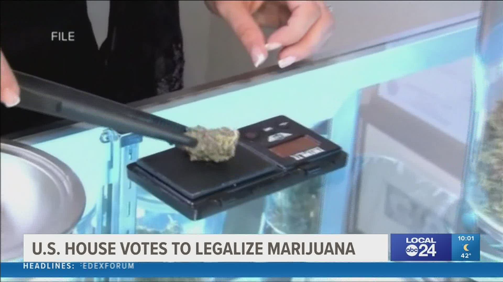 U.S. House votes to legalize marijuana