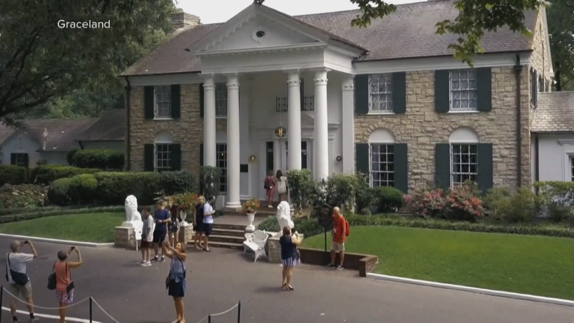Woman charged with leading scheme to sell Graceland sentenced