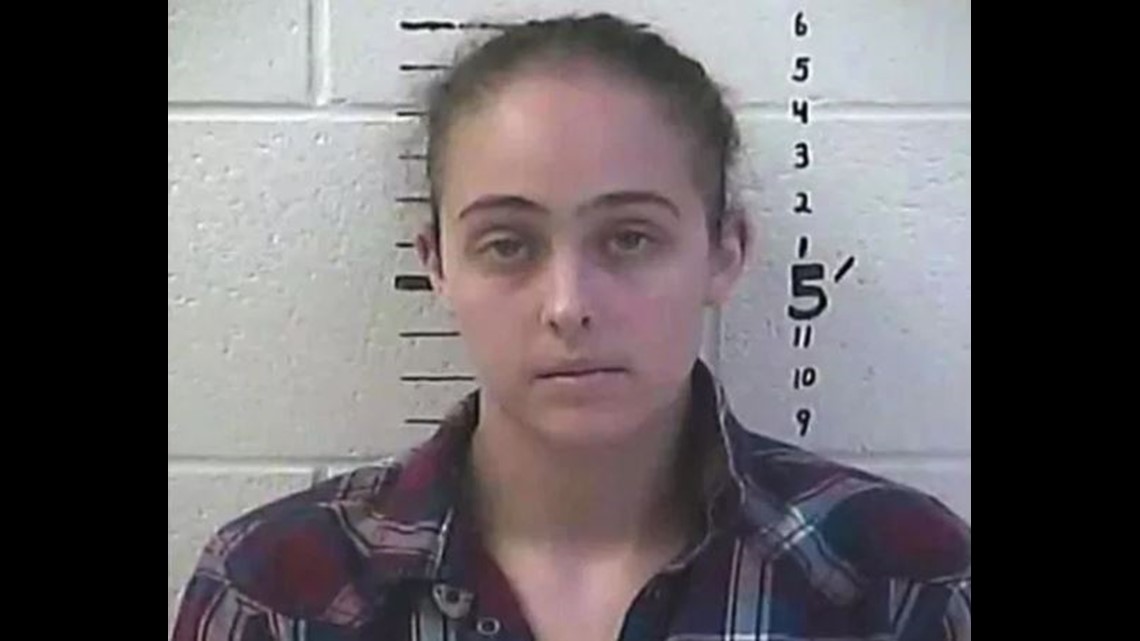 Former Officer Has Sex With Her Boss While Her 3 Year Old