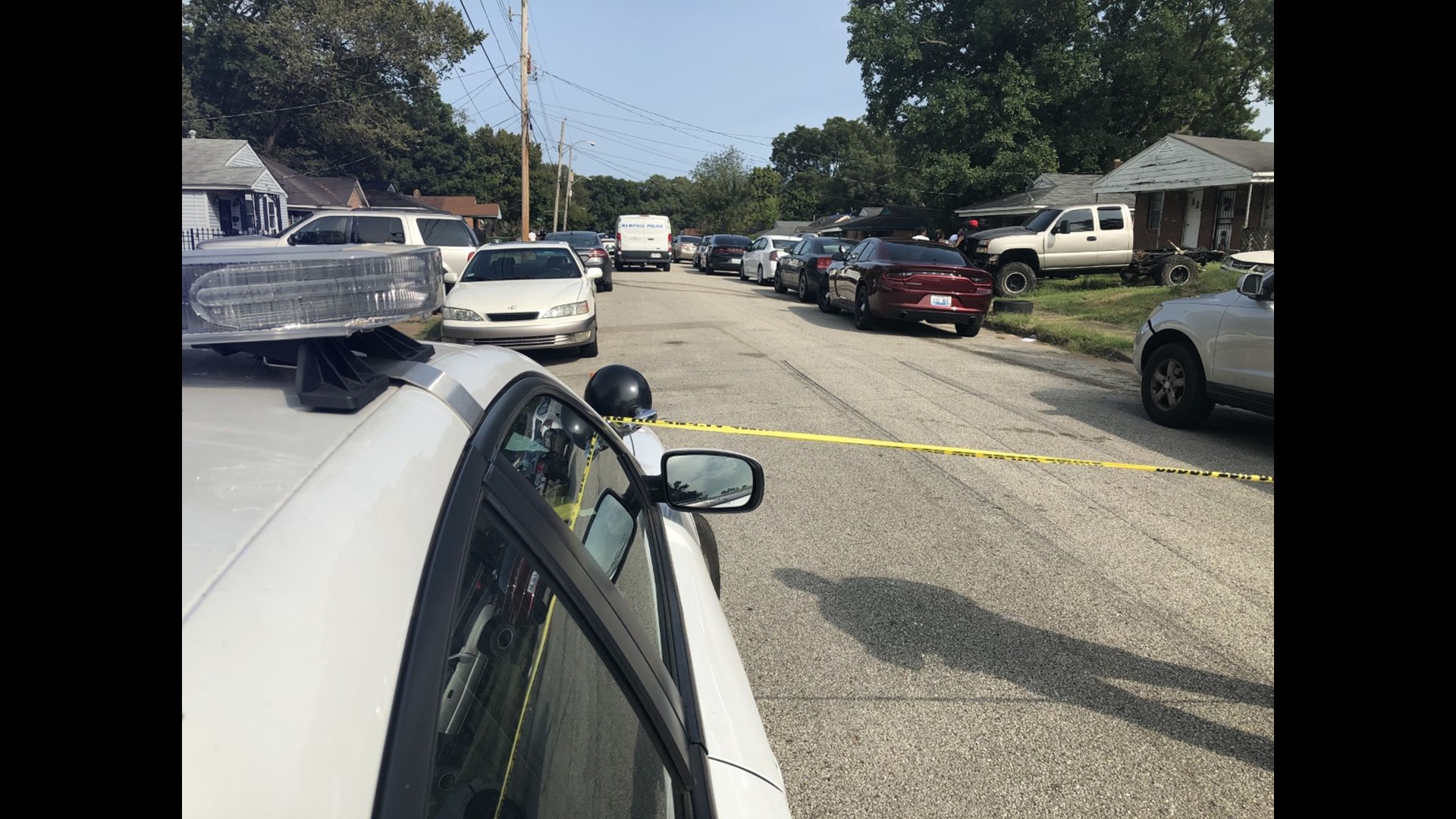 Police search for two suspects after man shot to death in north Memphis ...