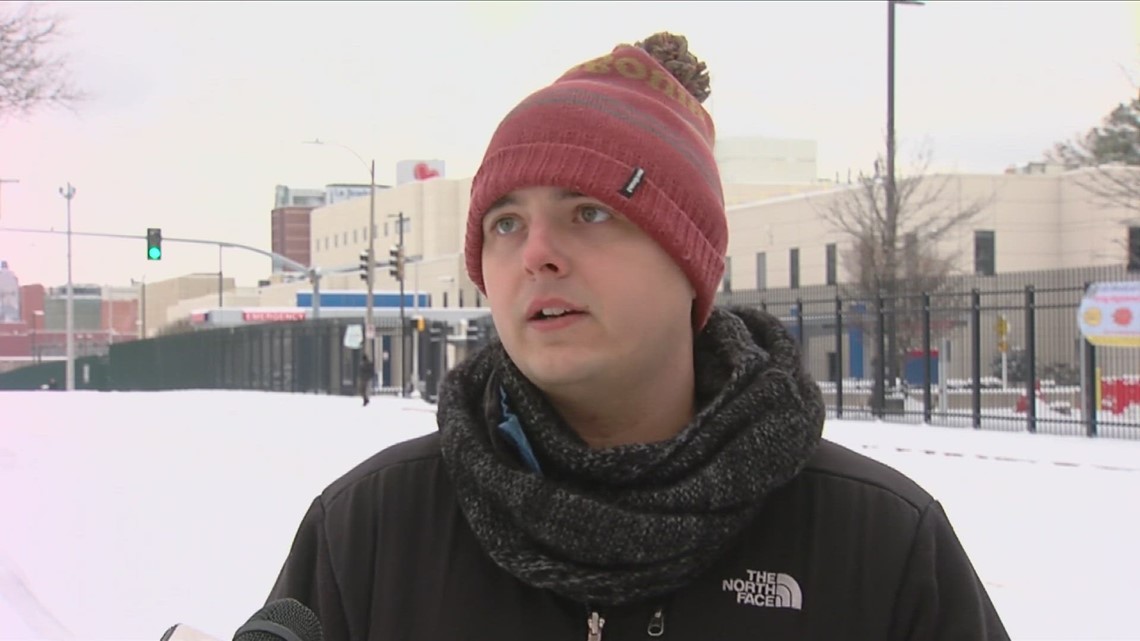 Good Samaritans give first responders a helping hand to get to work amid winter weather | localmemphis.com