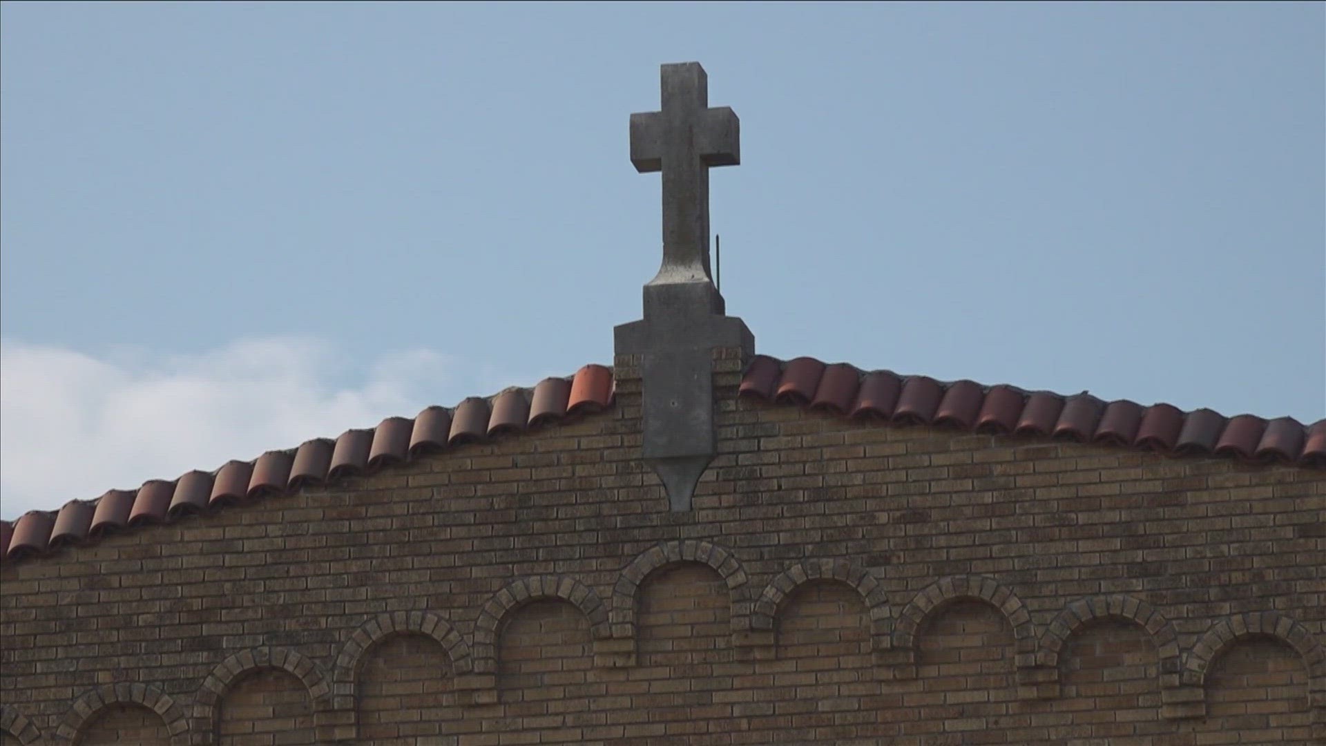 Memphis neighborhood frustrated over loud church bells