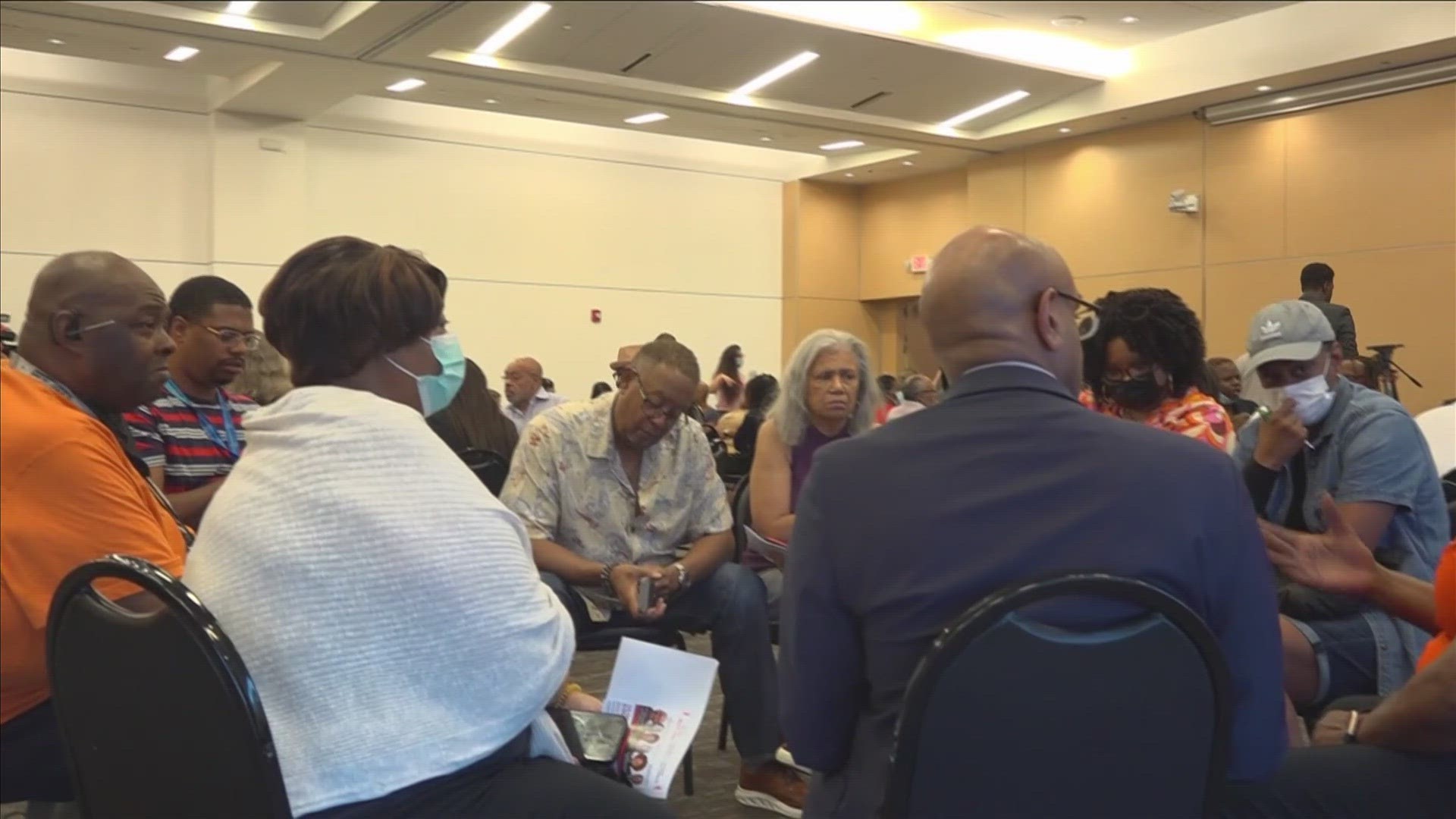 Seven months after Tyre Nichols' death, Memphians attended a meeting to discuss their frustrations with MPD.