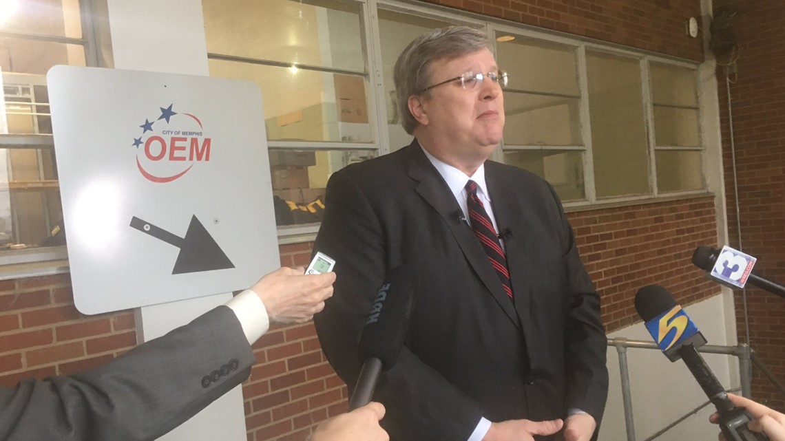 Otis Sanford Point of View: Memphis Mayor endorses republican - Vimarsana News
