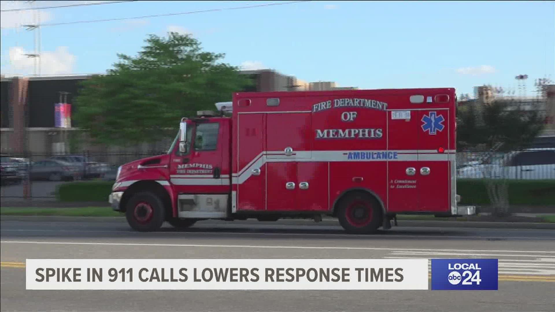 The Memphis Firefighters Association said its EMTs and paramedics can help treat people while they wait for an ambulance