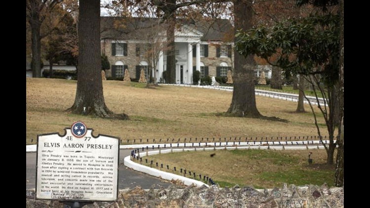 Graceland to hold job fair for full-time, part-time, and seasonal positions
