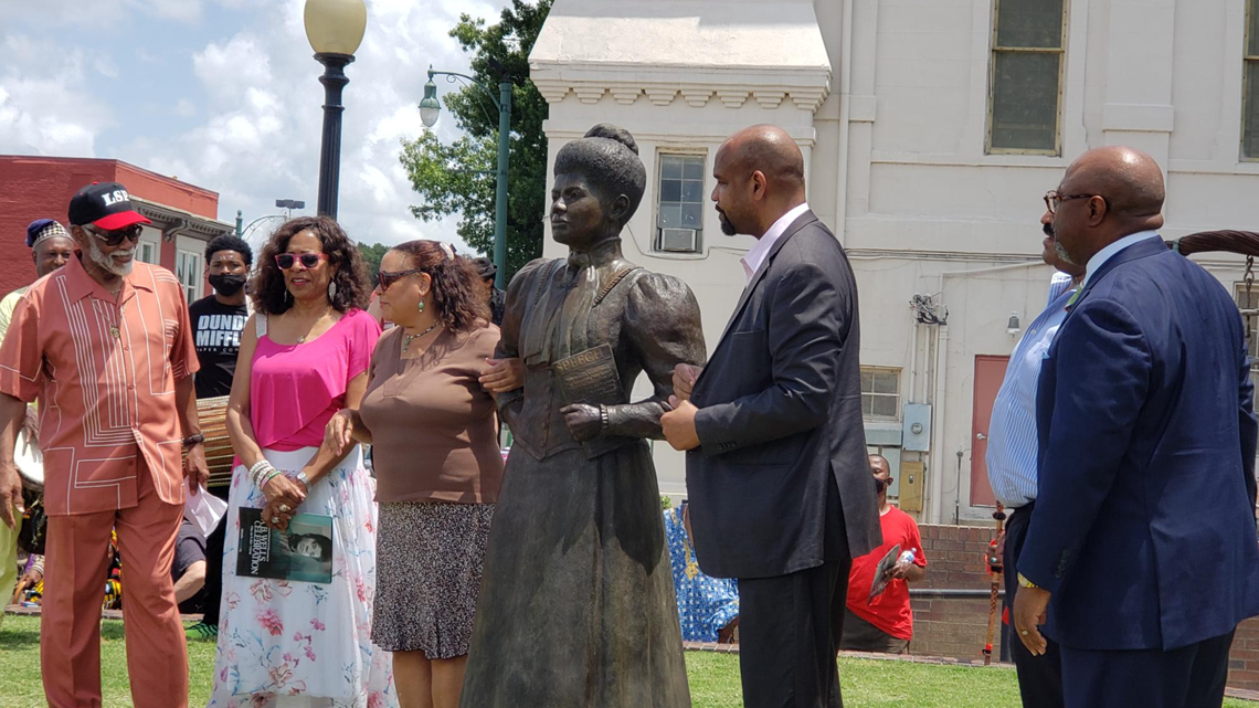 Memphis Honors Ida B. Wells With Parade & New Statue | Localmemphis.com