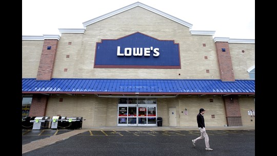 Lowe’s To Lay Off Thousands Of Workers | Localmemphis.com