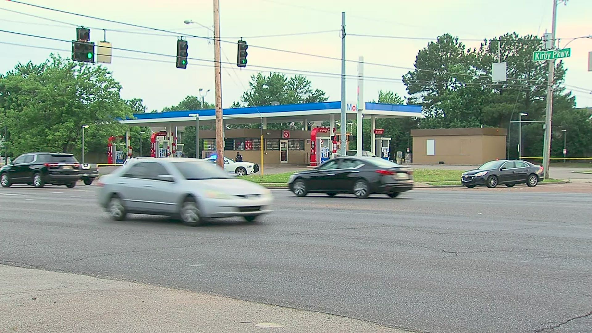 Memphis Police say a suspect took off in a green car.