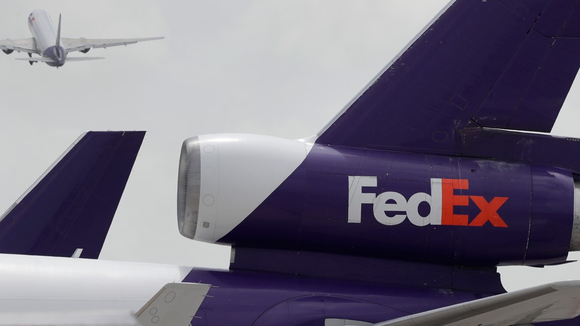 FedEx to expand robotics technology and AI