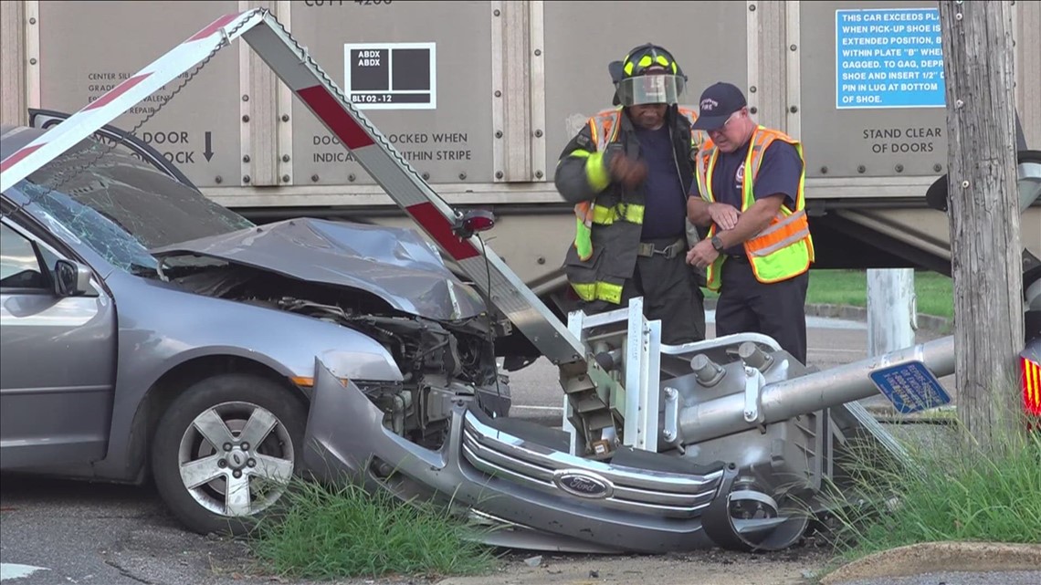 Crossings blocked after car hit by train at Southern Avenue and Perkins ...