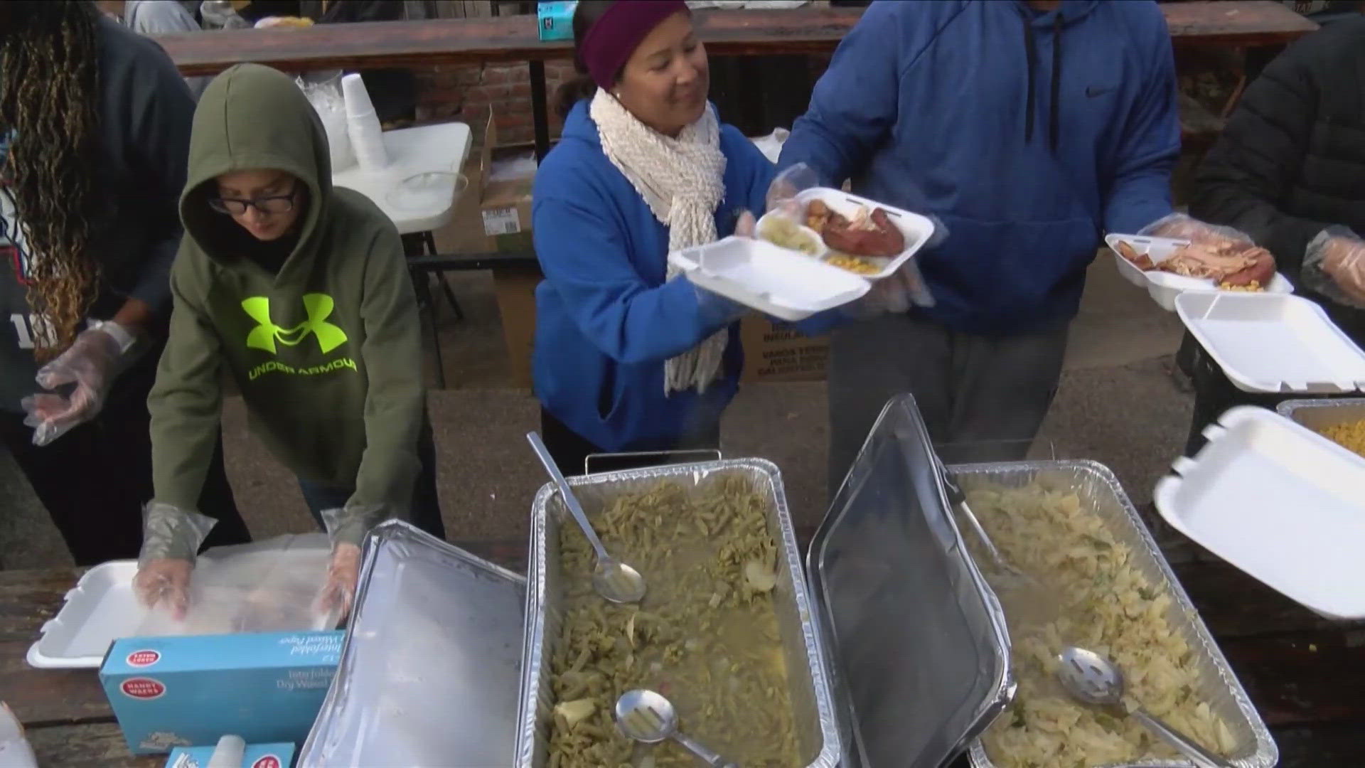 For the last 20 years, the downtown Memphis restaurant has served more than a thousand people a hot meal for the holiday.