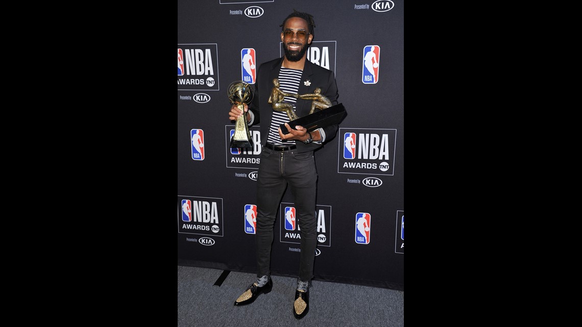 Former LN star Mike Conley wins NBA's sportsmanship award