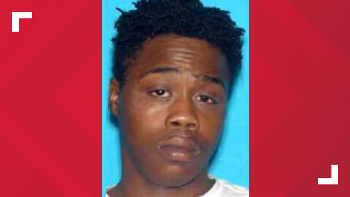 Memphis Police searching for man suspected in 2 carjackings ...