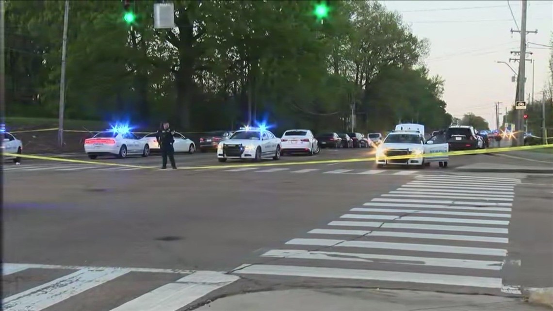 Two Memphis Police officers shot after gunfire exchange with suspects ...