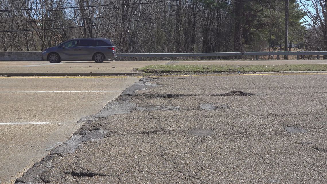 Germantown Parkway potholes blamed for car damage, road stays open