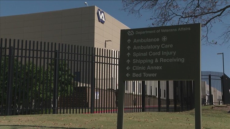 Secretary of Veterans Affairs visits Memphis VA Medical Center