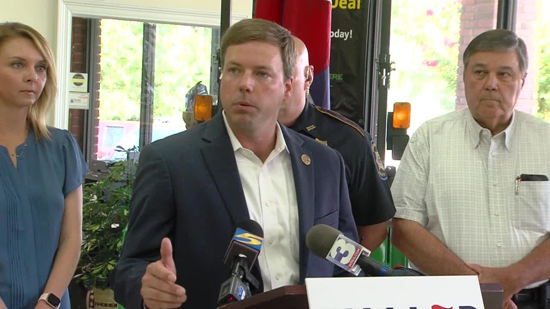 WEB EXTRA: Fmr. MS Gubernatorial Candidate Rep. Robert Foster news conference endorsing Bill Waller Jr.