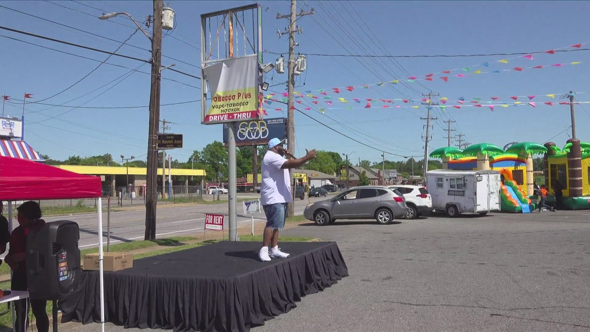 Just a few miles away from Friday's Whitehaven double shooting, the two teenage owners of a cookie shop held a rally to raise awareness and give hope to the city.