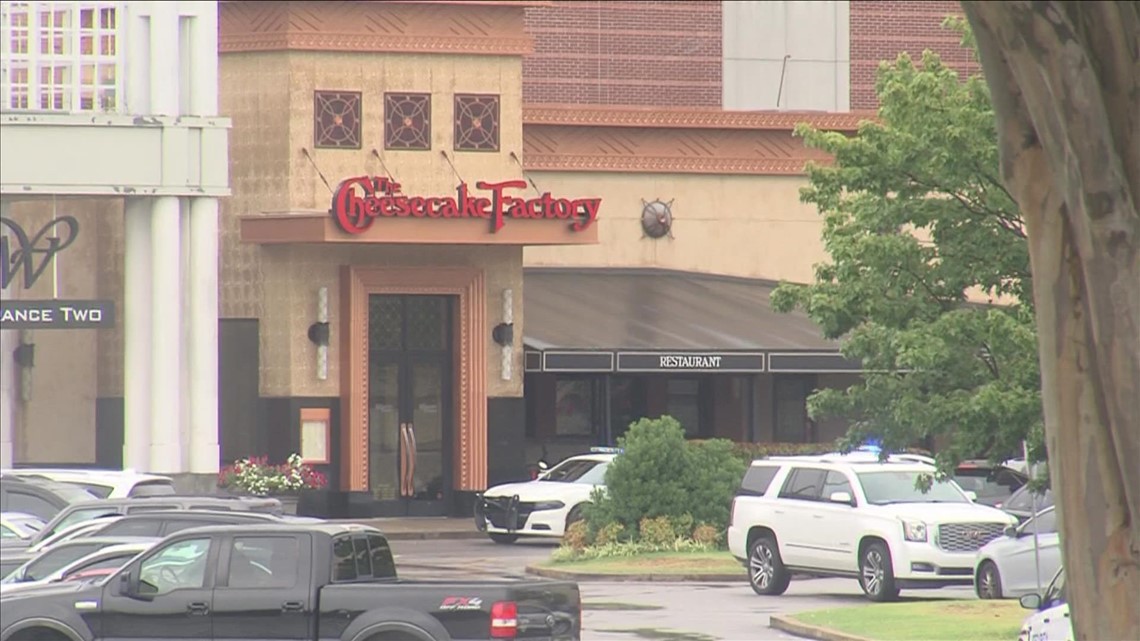Shots fired inside Wolfchase Galleria, according to Memphis Police