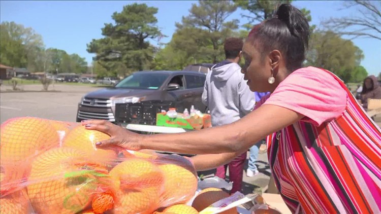 How this Memphis church shows kindness to others