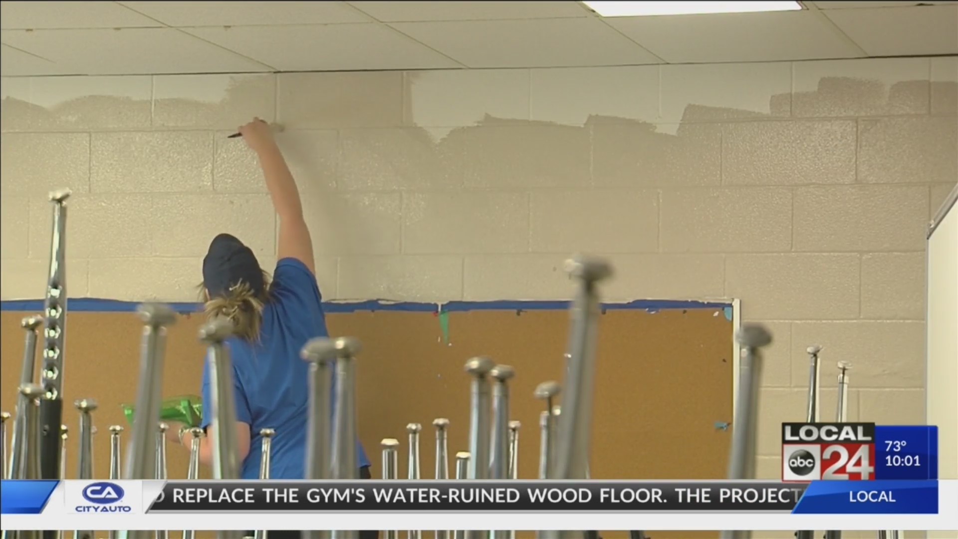 Local 24 helps a local school brighten up its classrooms