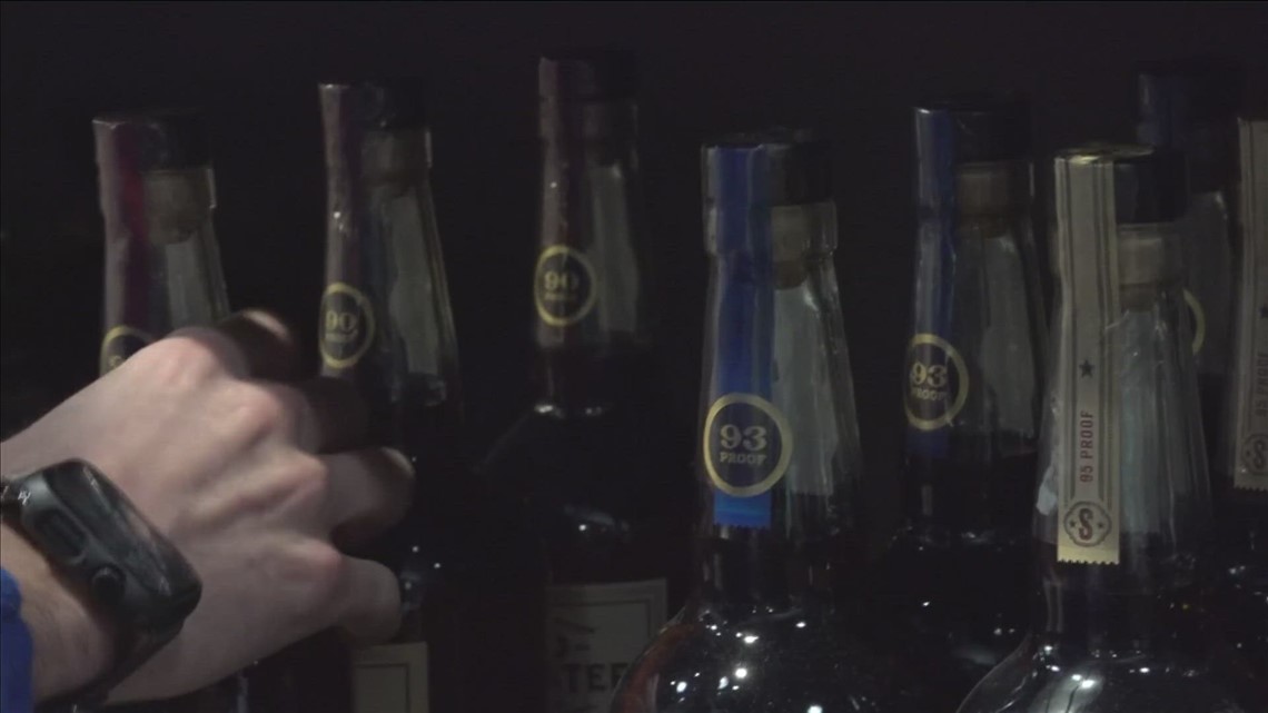 Local liquor store deals with Silicon Valley Bank fallout - Vimarsana News