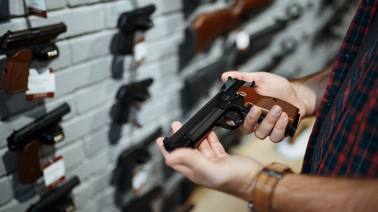 Tennessee bill would lower gun carry age, sponsor says Constitution backs it