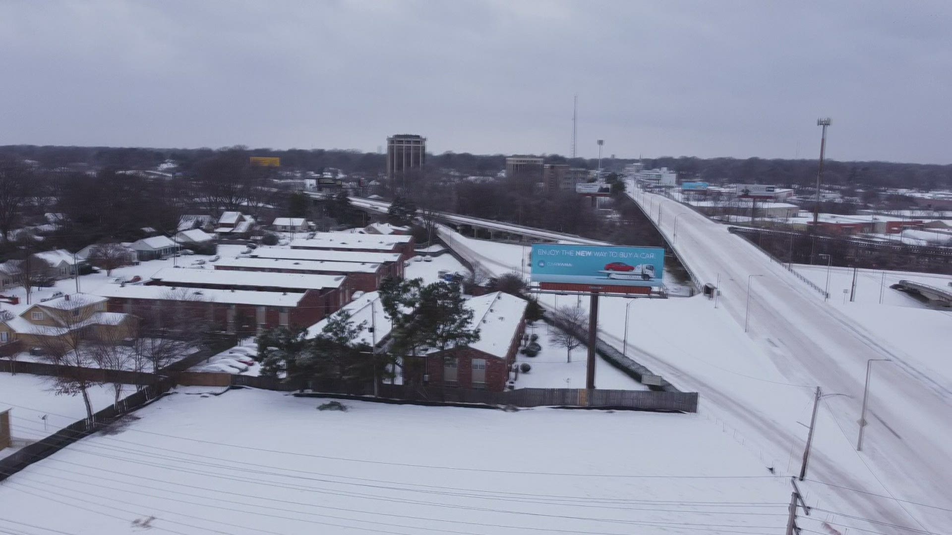 A bird's-eye view of Memphis covered in snow