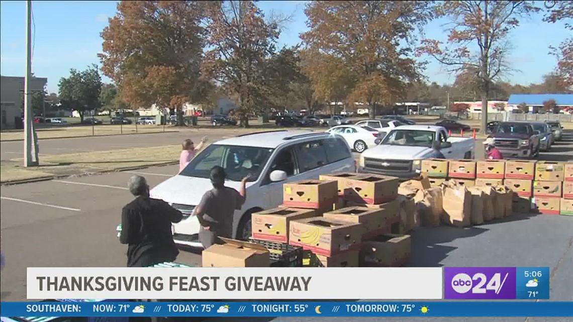 Christmas Basket Giveaways In Memphis December 2022 West Memphis, Arkansas, Hosts Thanksgiving Basket Giveaway |  Localmemphis.com