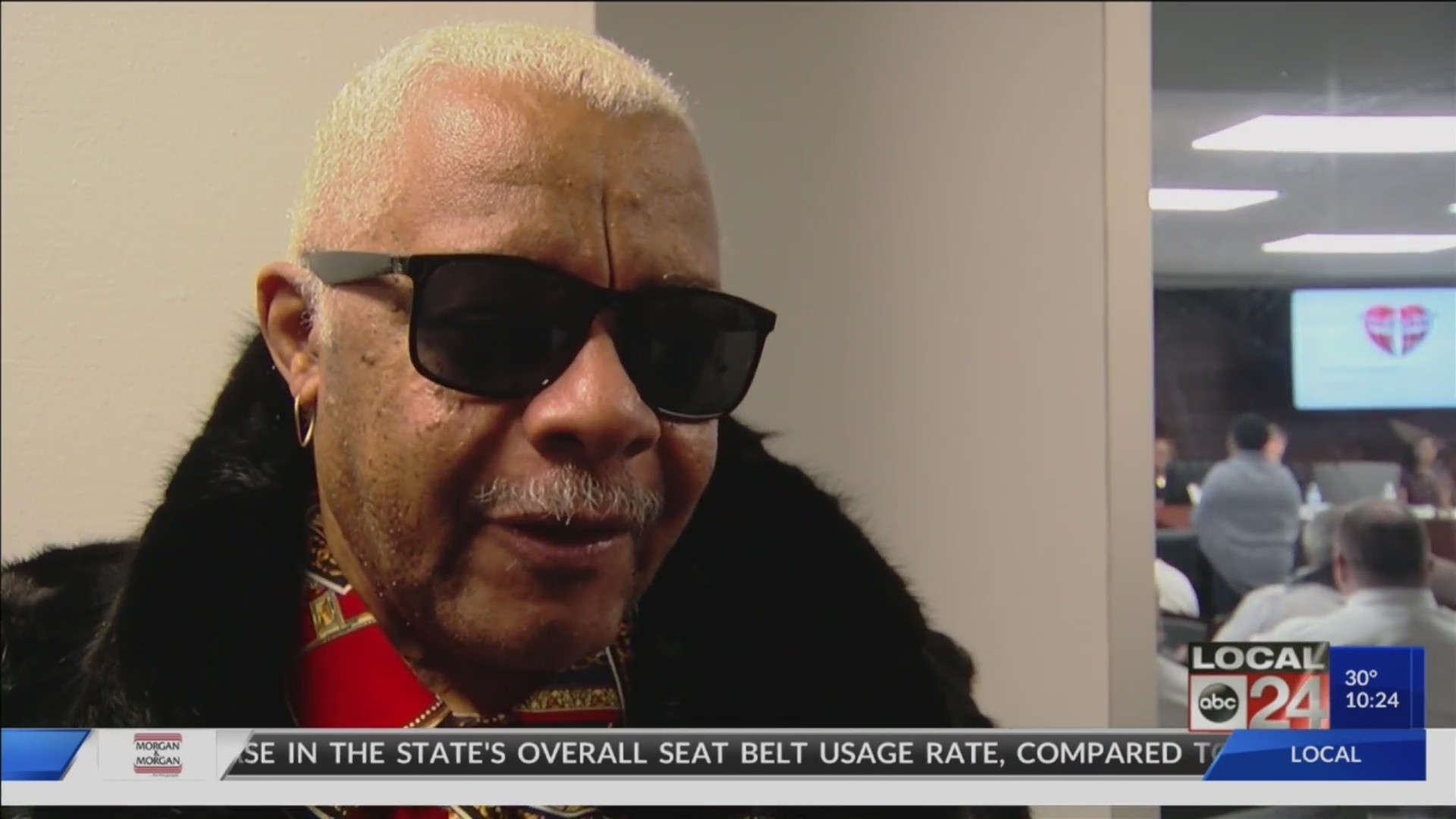 Larry Dodson, original lead singer of Bar-Kays, honored by Memphis City Council