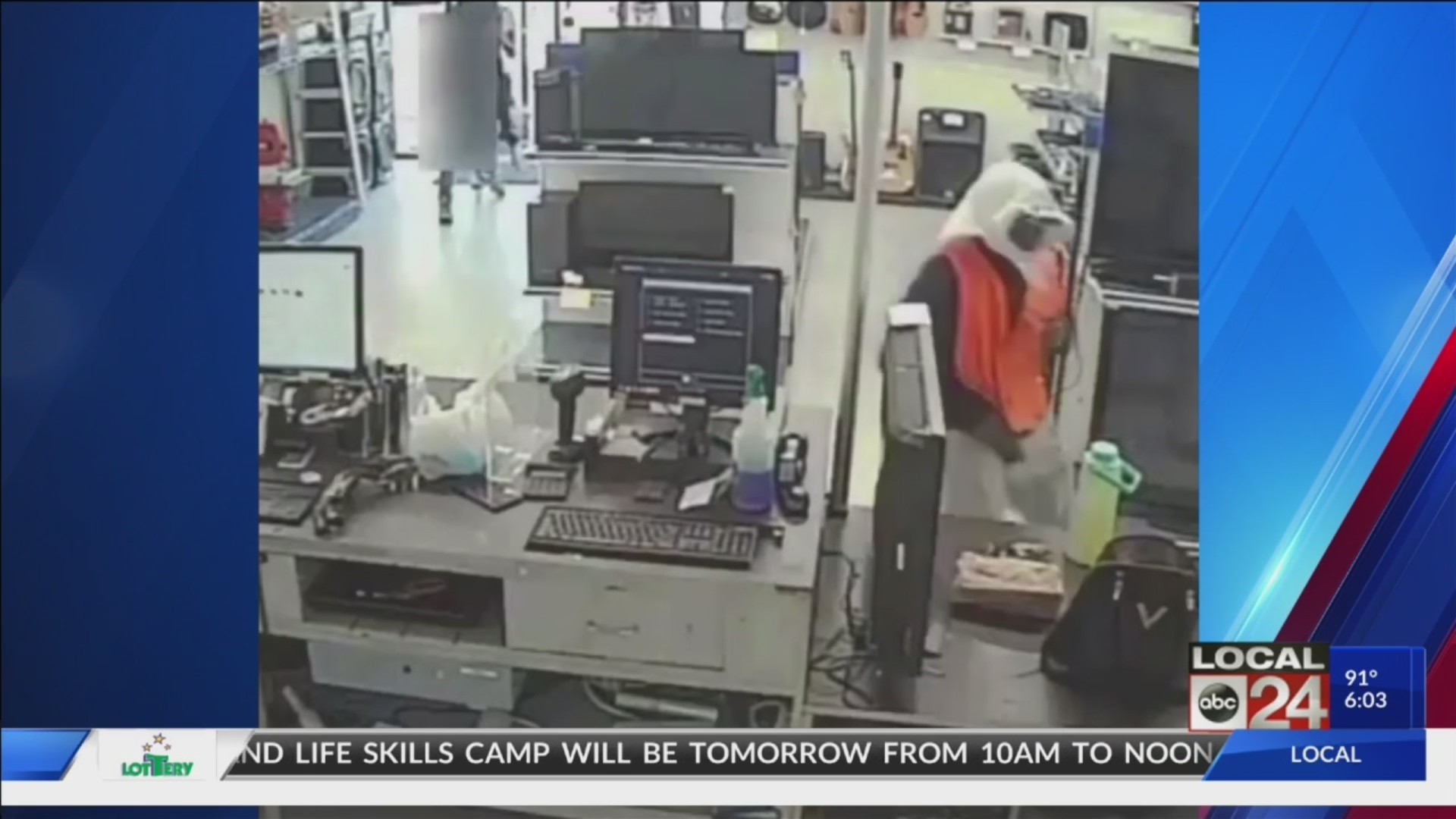 10000 Reward For Thieves Who Stole Guns From Local Pawn Shop