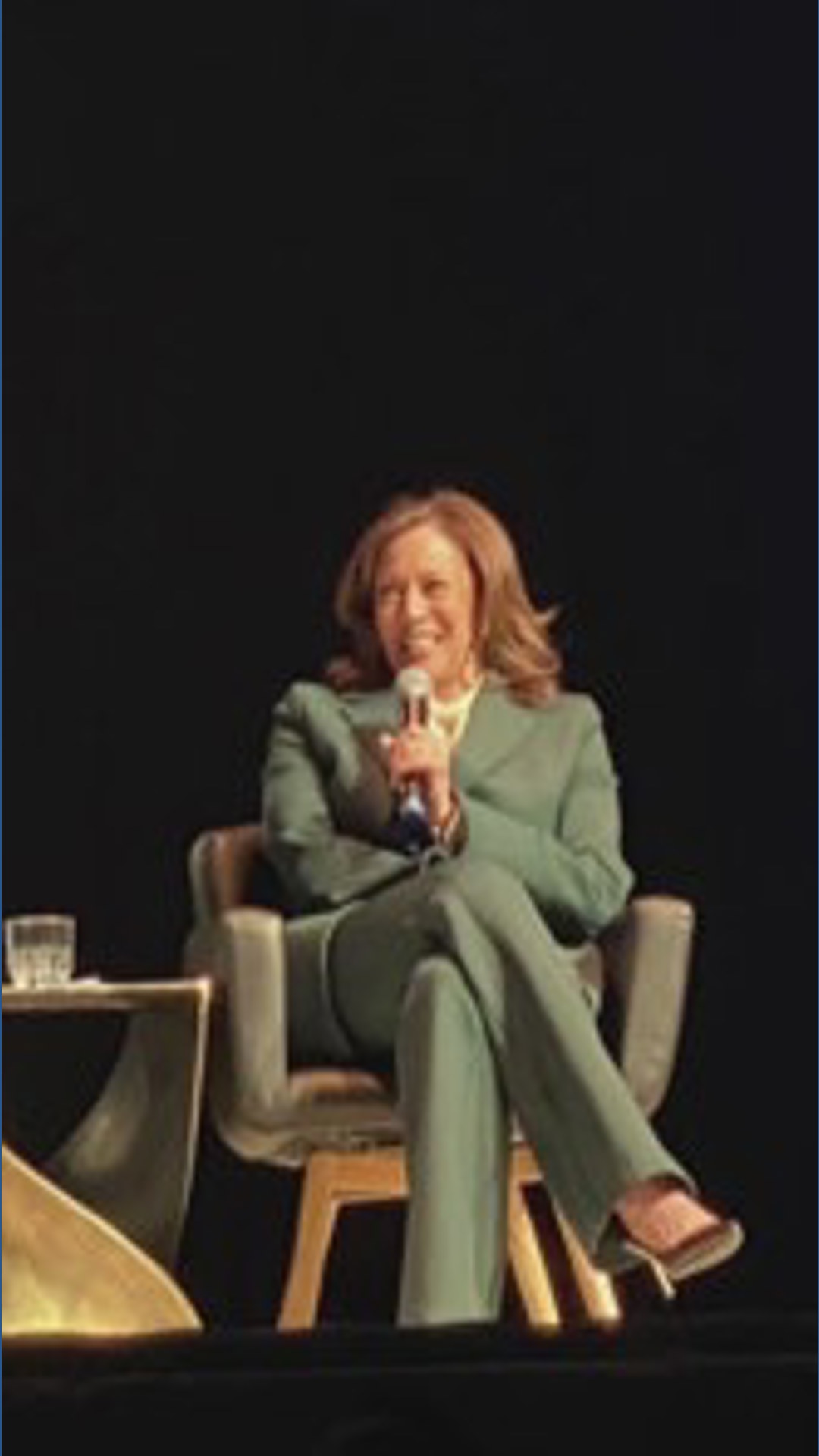 Kamala Harris stops in Memphis on her '107 Days' book tour ...