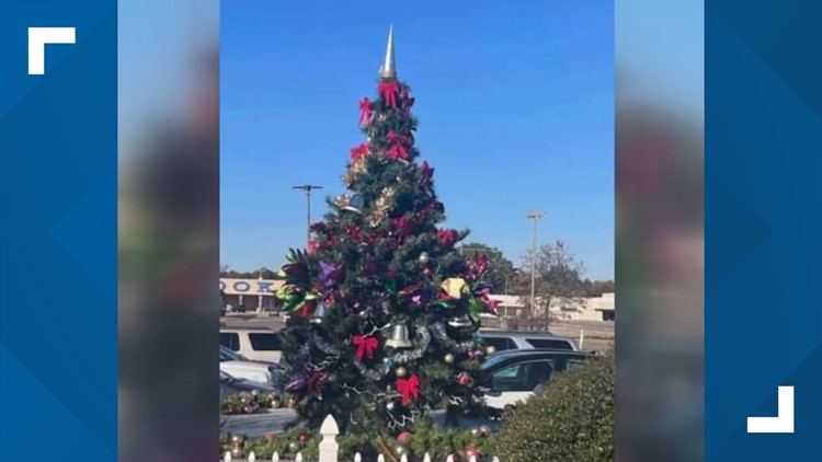 Community reaches halfway point to raise money for new Southland Mall Christmas tree
