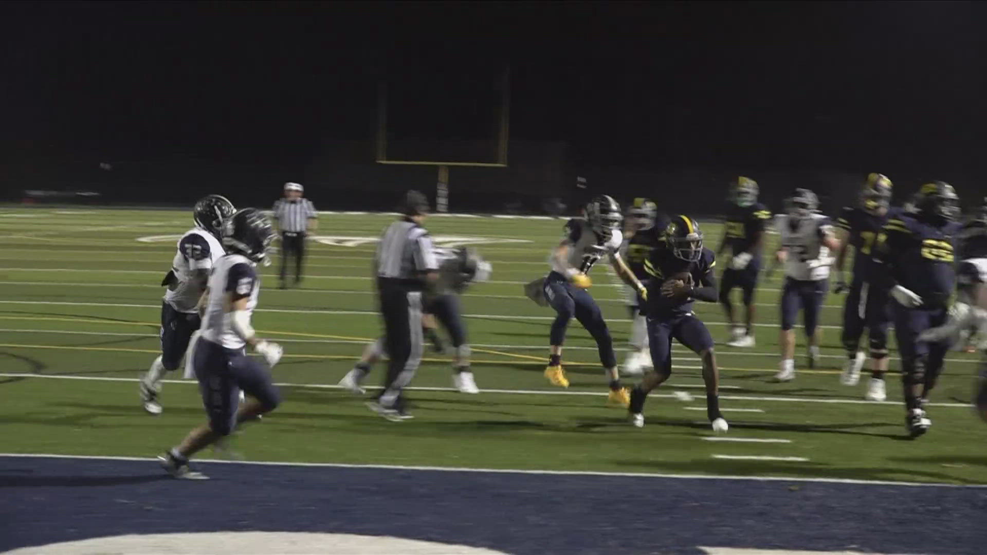 Lausanne overcomes 2 fumbles and 13-0 first quarter deficit to defeat Pope John Paul II 53-30.