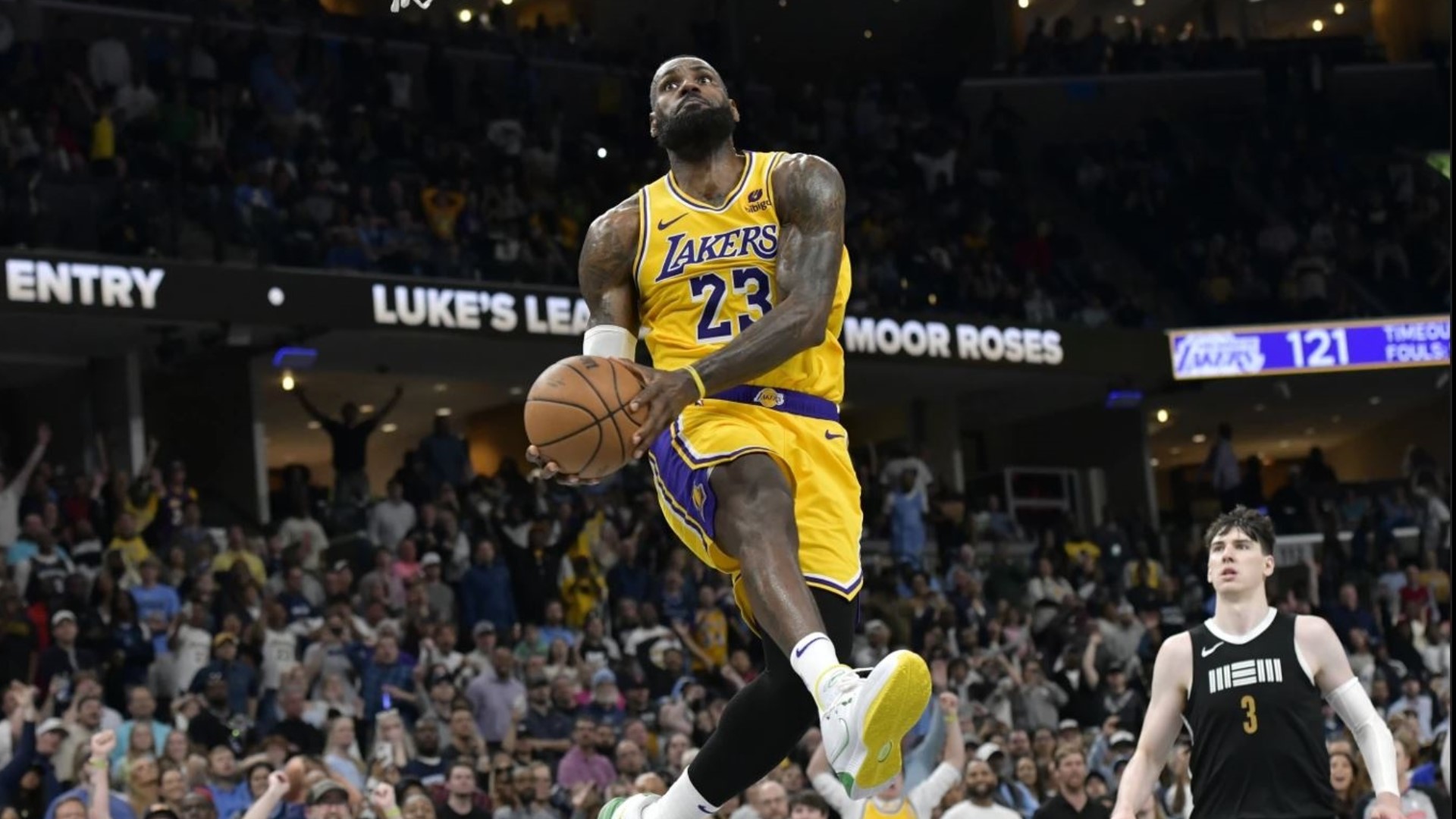Rachel Phillips breaks down the latest game between the Memphis Grizzlies and Los Angeles Lakers.