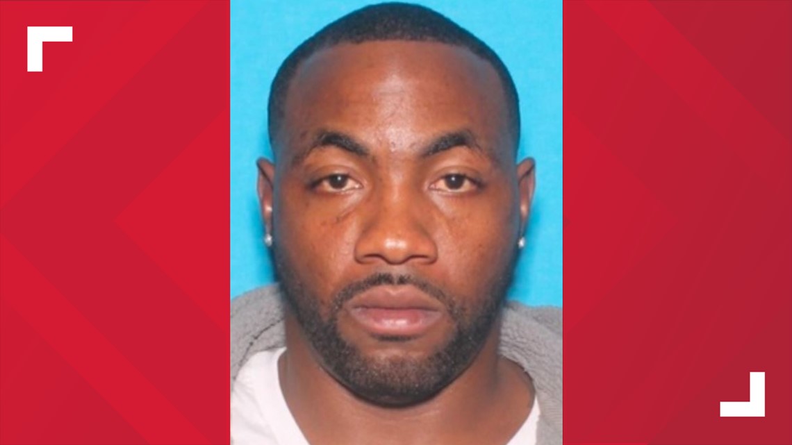 Mississippi Most Wanted suspect barricaded in Marshall County