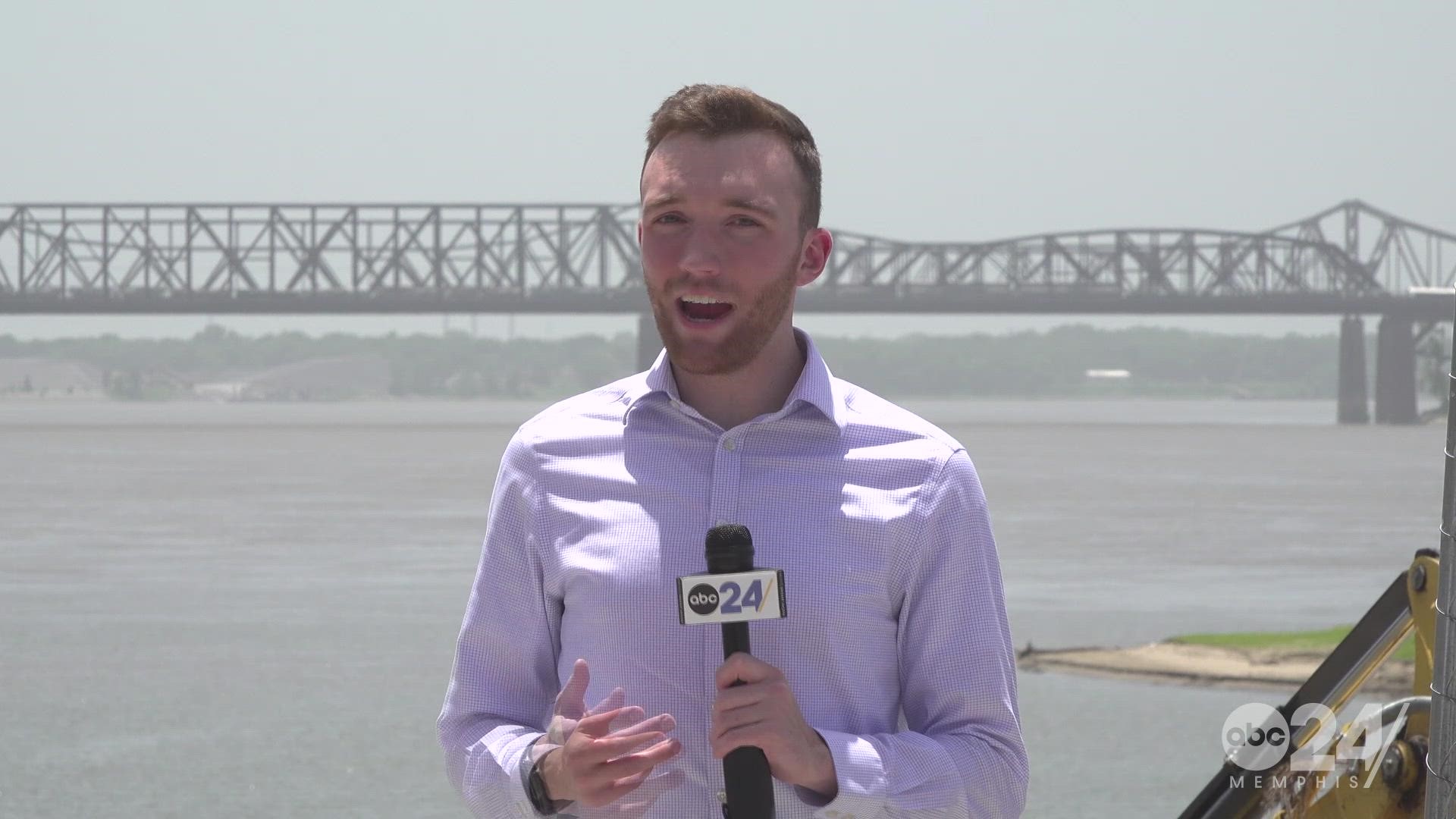 Meteorologist Trevor Birchett explains why the sky has been so hazy in the Southeastern United States for the last few days.