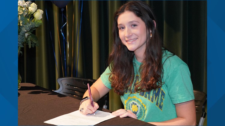 Anna Heck signs with Notre Dame, becoming the latest Heck sister bound for Div. I Women's Golf