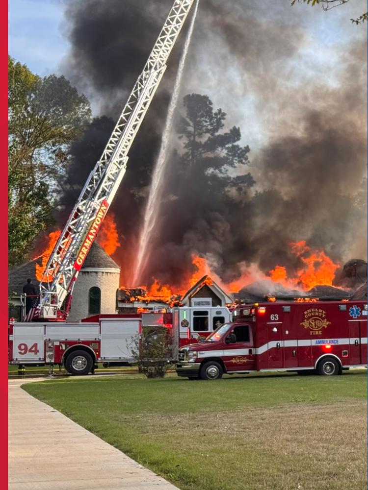 Fire crews battle blaze in Southeast Shelby County | localmemphis.com