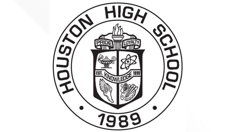 School district reassigns assistant principal for her anti-Semitic Facebook post