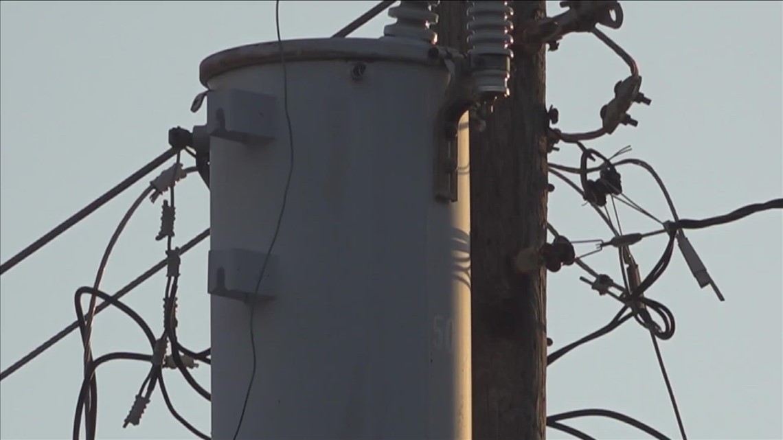 Crews Restore Up To 75 Percent Of Power With Holly Springs Utility ...