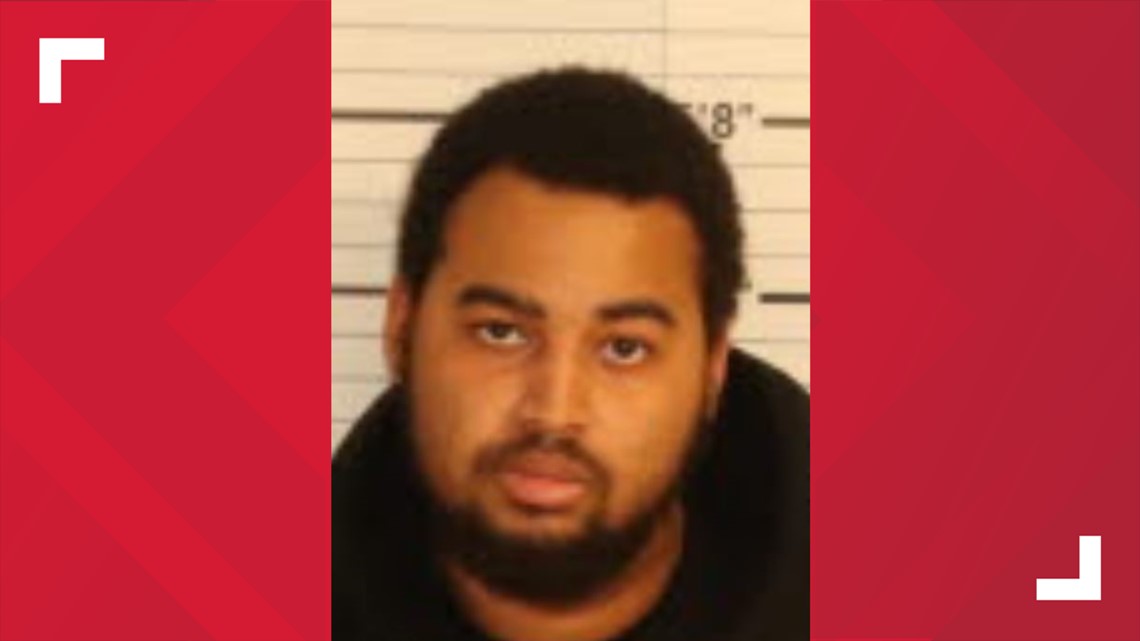 Amazon Worker Charged With Stealing More Than 325 000 In Merch Amazon worker charged with stealing more than 325 000 in merch