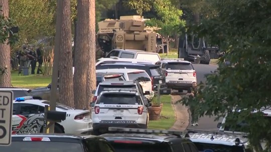 Mississippi officer and suspect killed after morning standoff ...