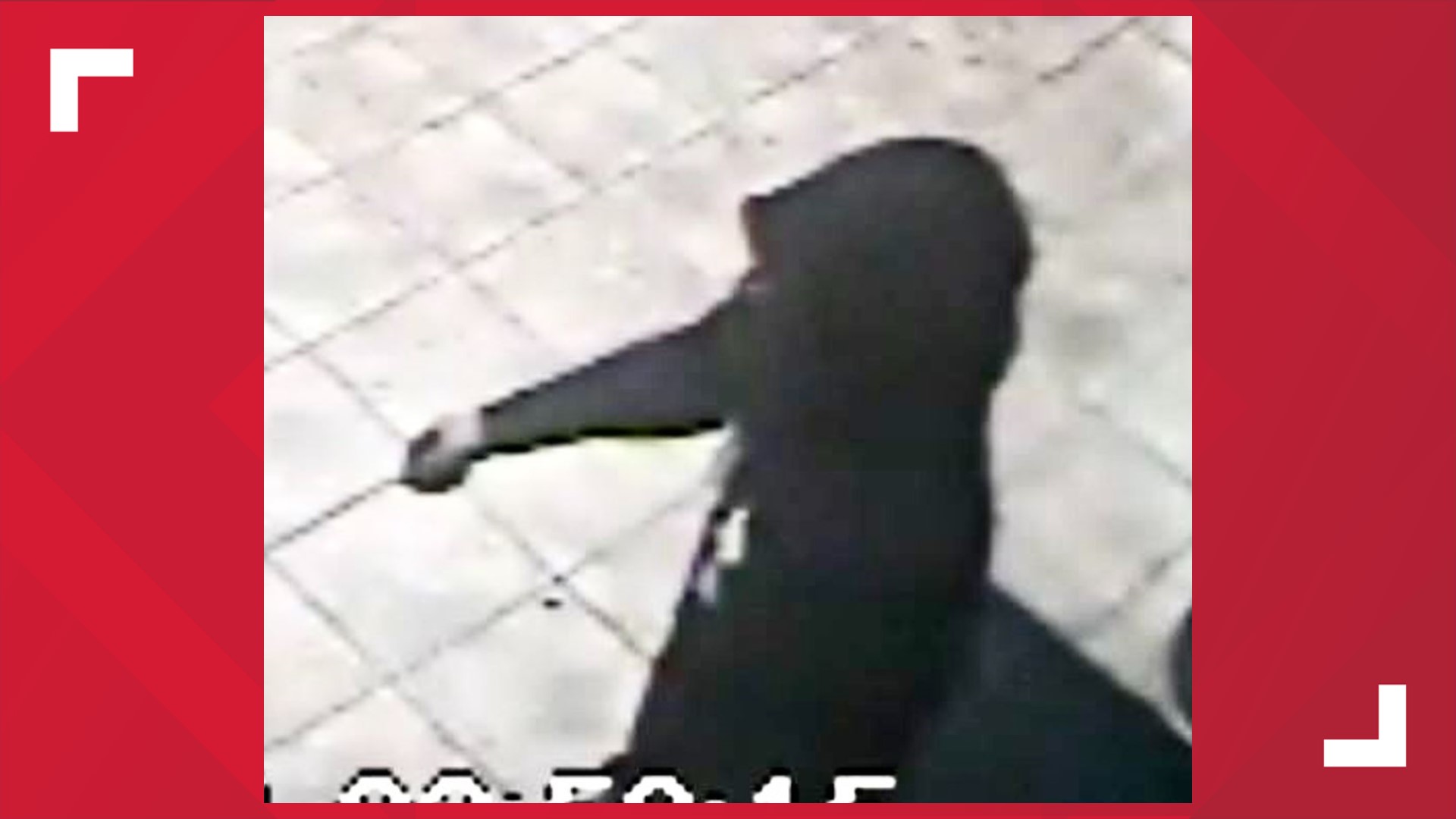 West Memphis police searching for man who shot gas station clerk ...