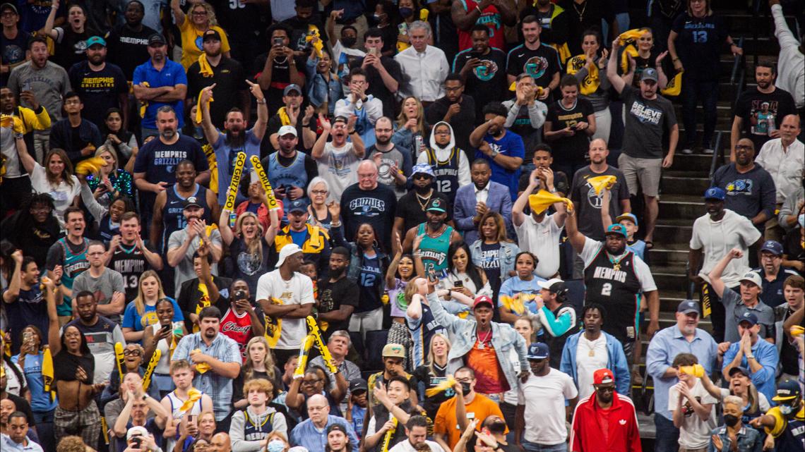 Otis Sanford Point of View: NBA fans turned fanatics - Vimarsana News