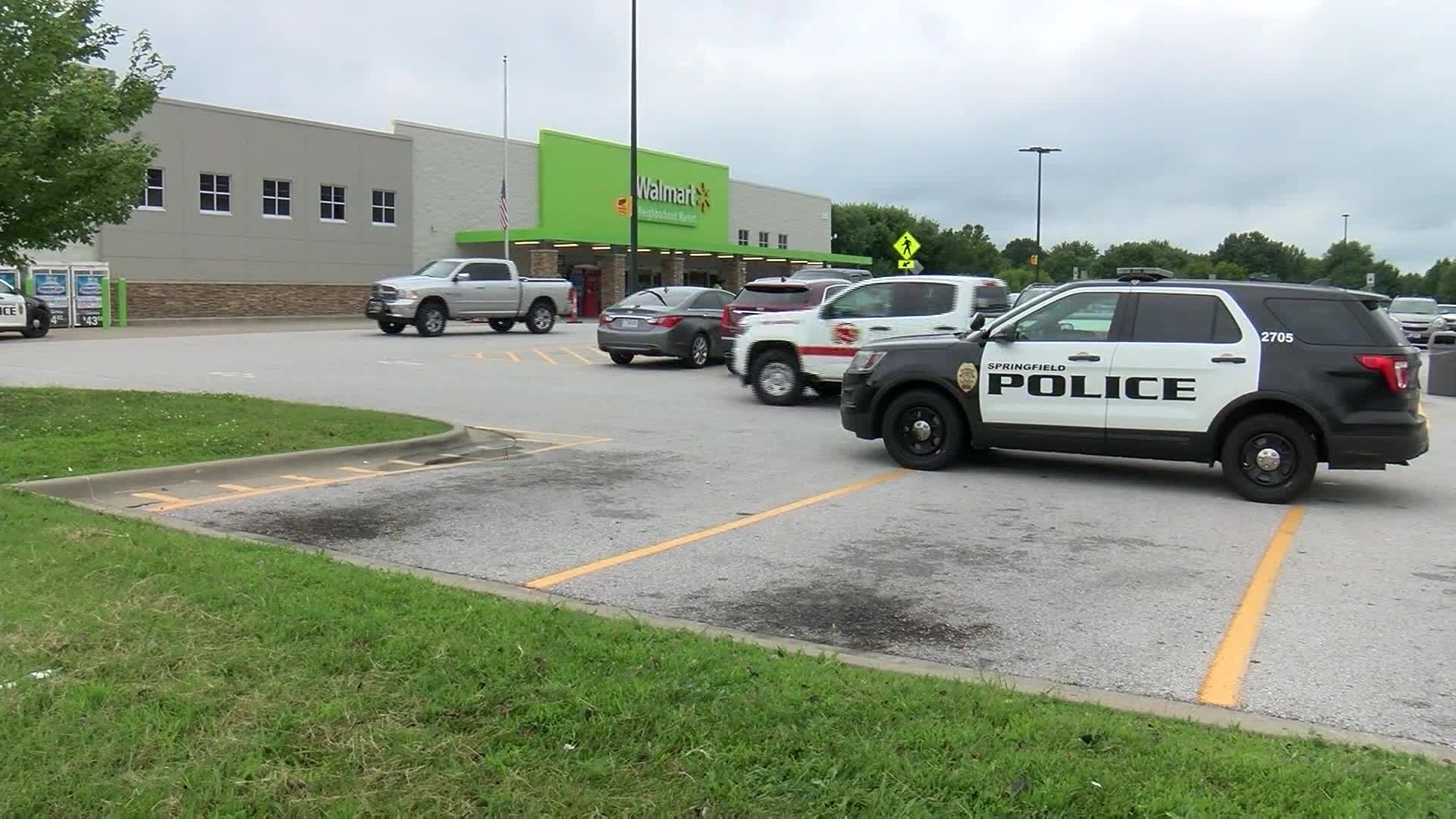 Man with rifle and 100 rounds of ammunition arrested at Missouri Walmart