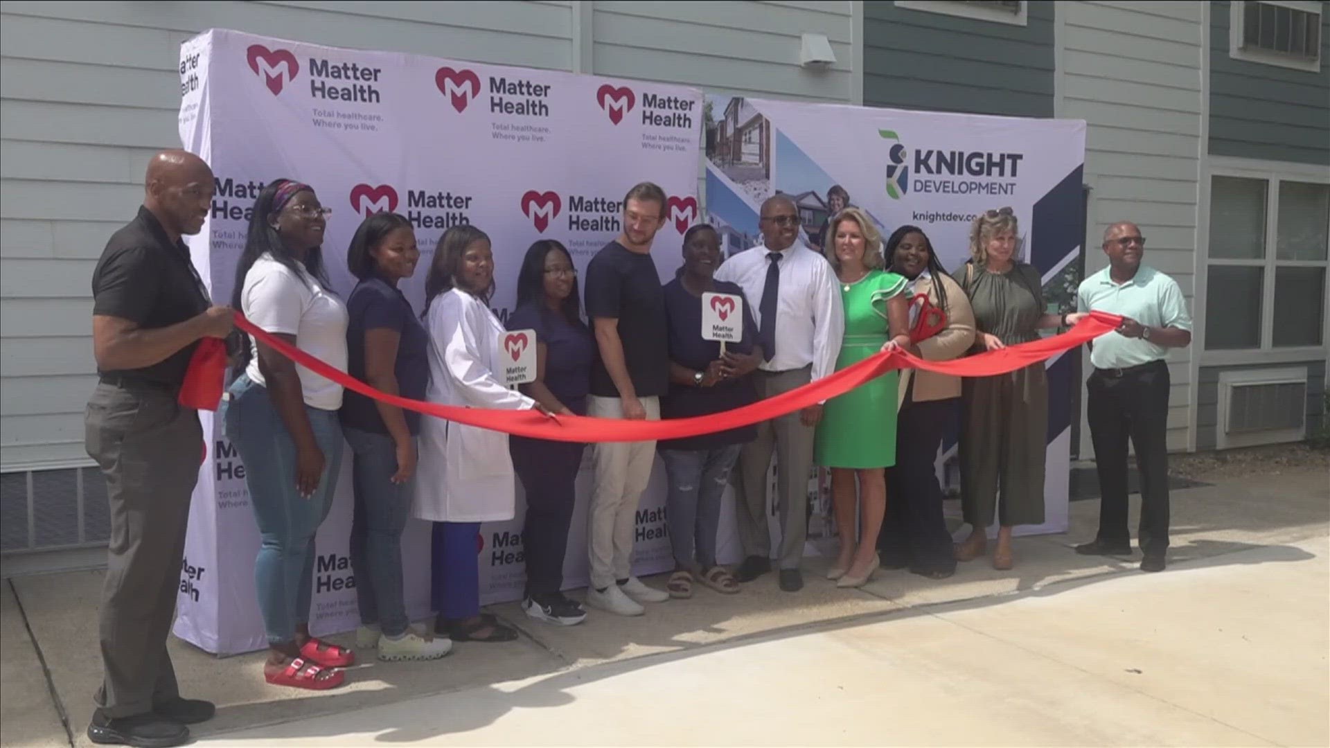 Memphis Housing Authority holds clinic grand opening